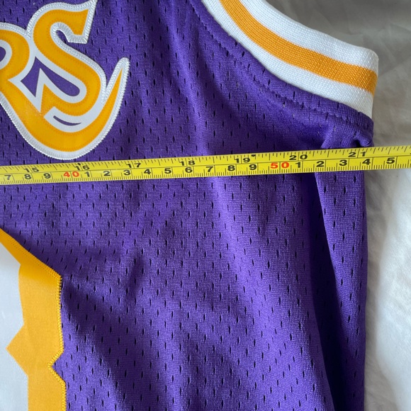 Kareem Abdul Jabbar throwback jersey. - Picture 3 of 6
